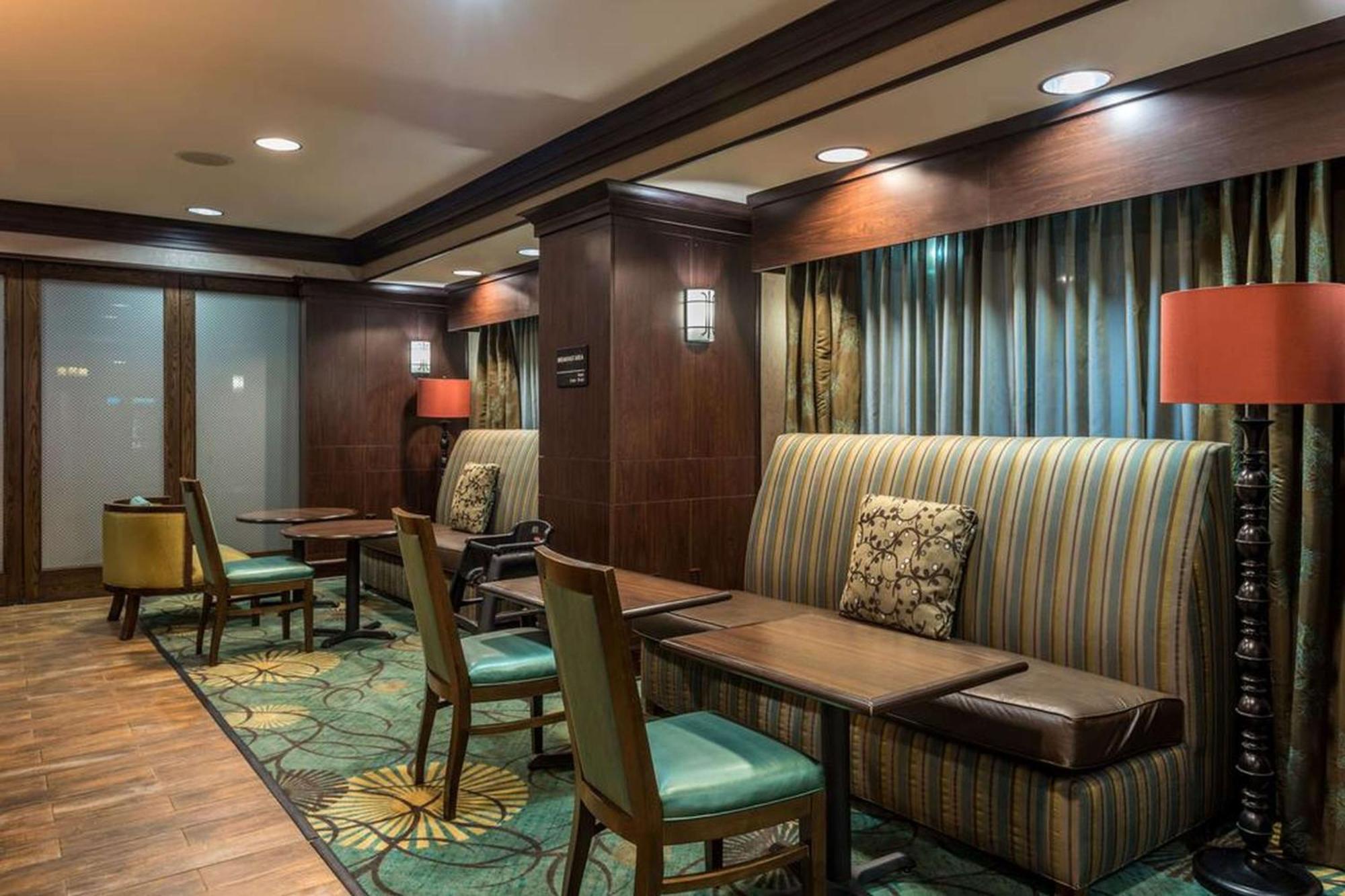 Hampton Inn New Albany Extérieur photo